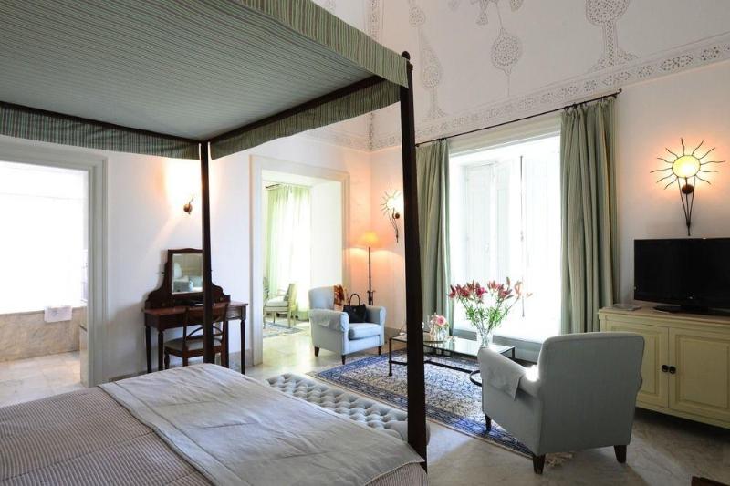 Deluxe Værelse, Yun Myo Thu