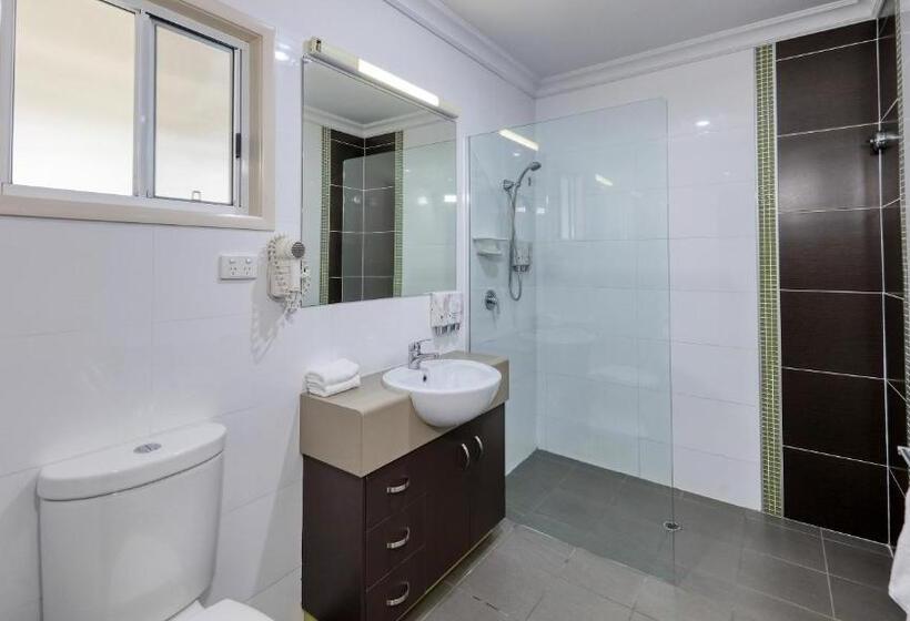 Трехместный Номер Deluxe, Drovers Motor Inn