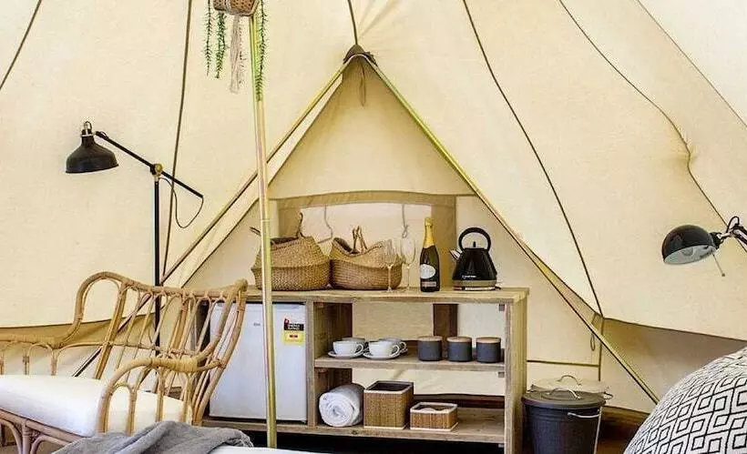 Deluxe Tent, Balgownie Estate Bendigo
