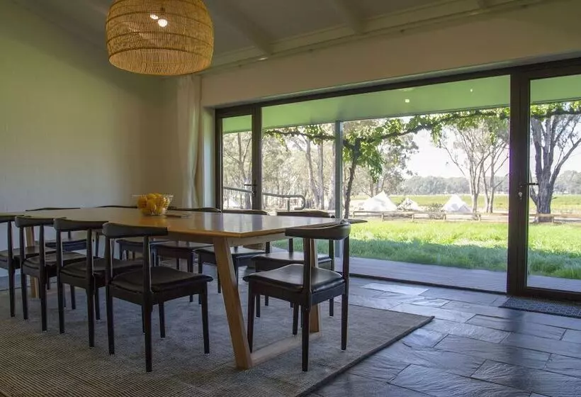デラックスルーム, Balgownie Estate Bendigo