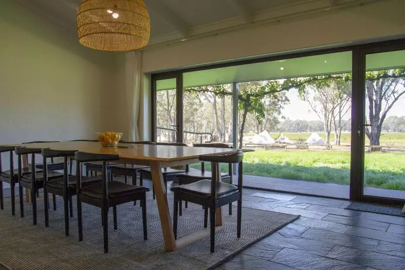 クイーンサイズベッドのスタンダードルーム, Balgownie Estate Bendigo