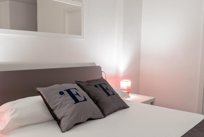 Номер Economy, L Essenza