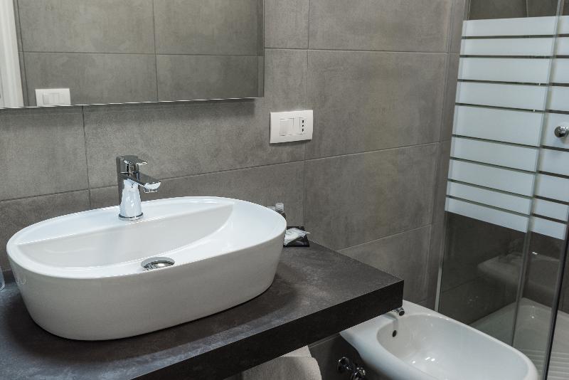 Номер Стандарт, L Essenza