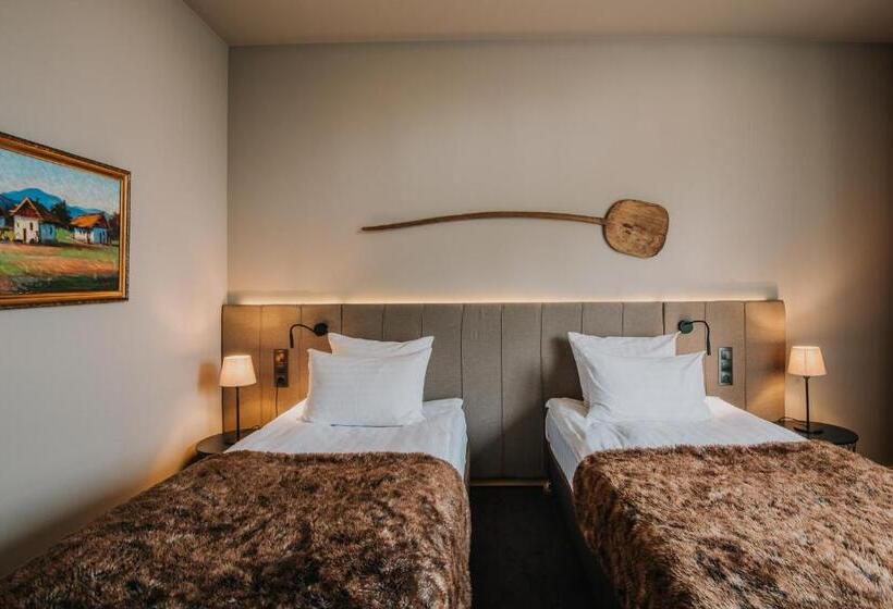 Люкс 2 Спальни, Balvanyos Resort   Peakture Hotel & Grand Hotel Balvanyos