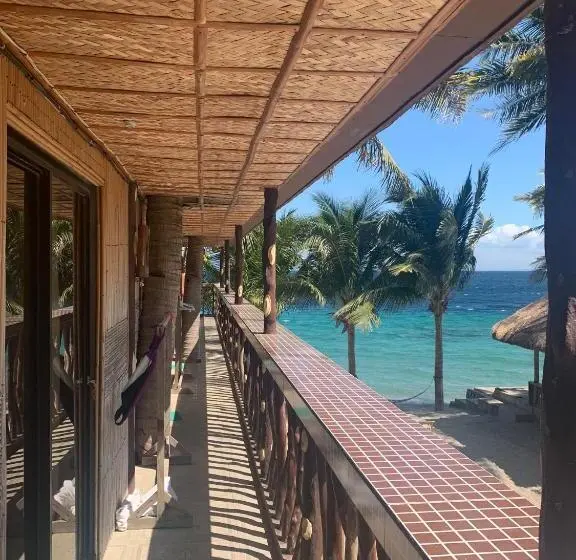 デラックスルーム, Bamboo House Beach Lodge & Restaurant