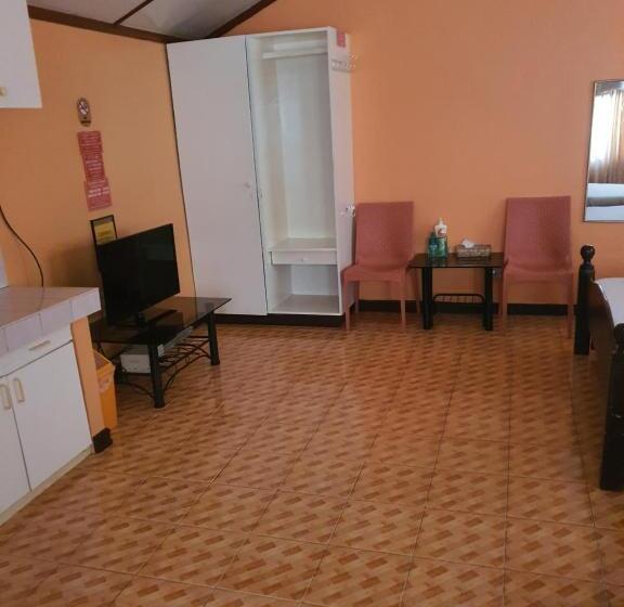 Семейный Номер, L & M Hearthstones Lodge