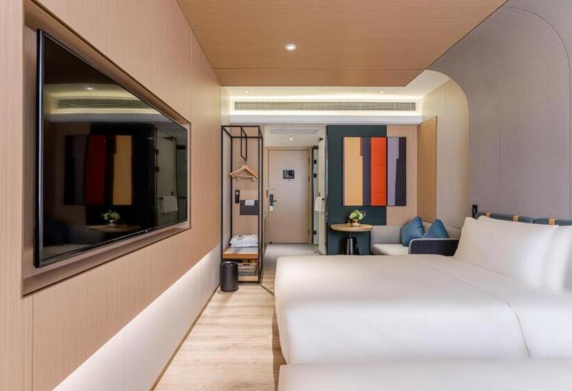 Номер Deluxe, Atour Hotel Shanghai World Expo West Gaoke Road