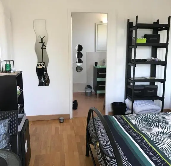 スタンダードルーム, Chambre En Ardèche Du Sud