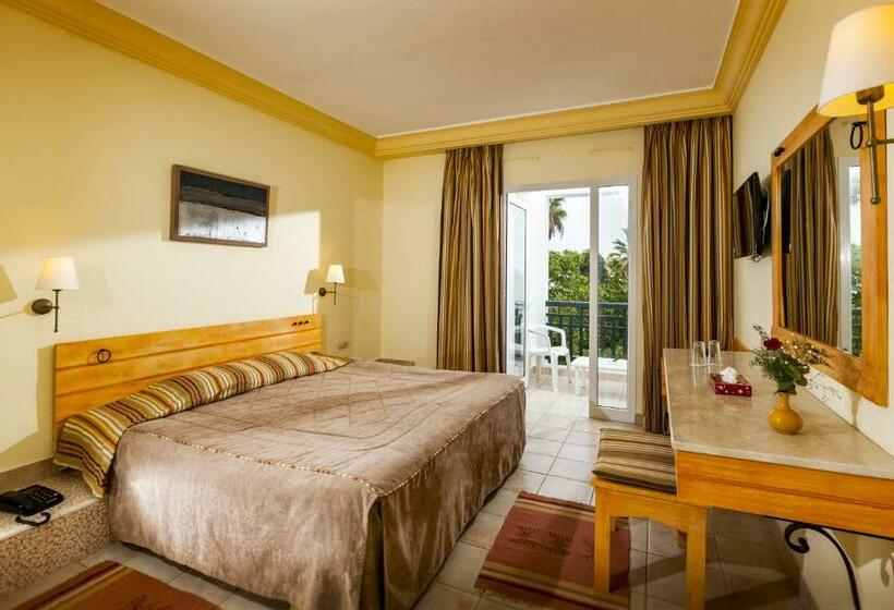 정원 전망 4인용 스탠다드 룸, Club El Borj