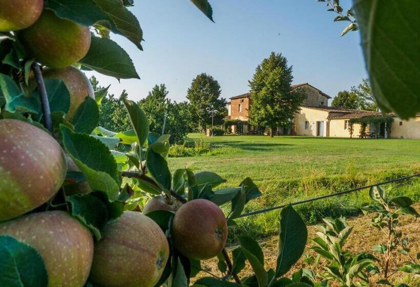 Апартаменты 3 Спальни, Foresteria Il Giardino Di Fontarronco