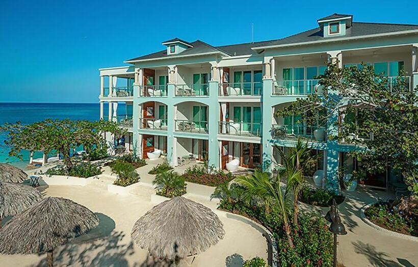 سوئیت رویال, Sandals Royal Caribbean All Inclusive Resort & Private Island Couples Only