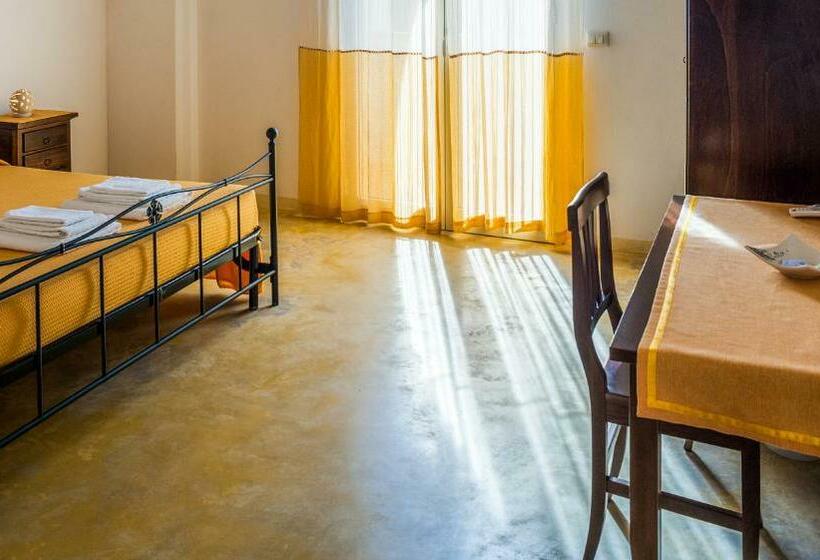 Pokój Standard, B&b La Garolla