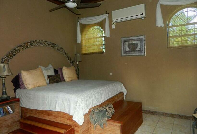 带大床的套房, Becks Bed & Breakfast