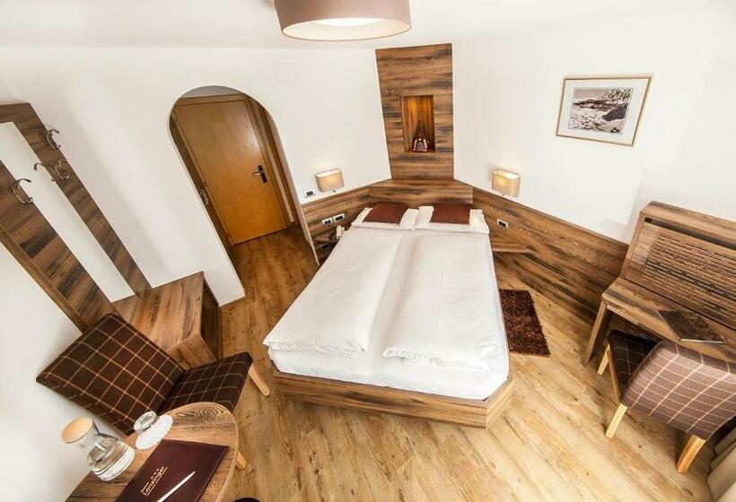 اتاق استاندارد با بالکن, Garni Lanzinger