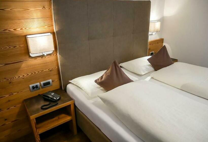 اتاق استاندارد با بالکن, Garni Lanzinger