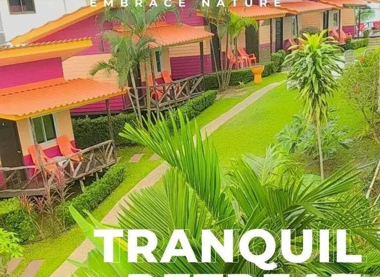 اتاق لوکس با بالکن, Cliff View Bungalows
