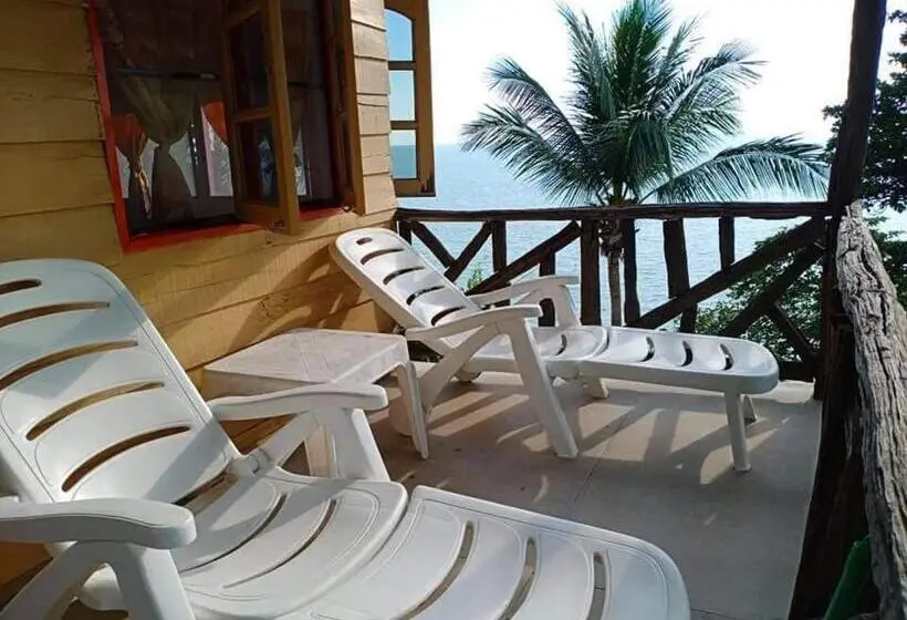 اتاق لوکس با بالکن, Cliff View Bungalows