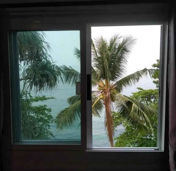 بانگلوی استاندارد با چشم‌انداز دریا, Cliff View Bungalows