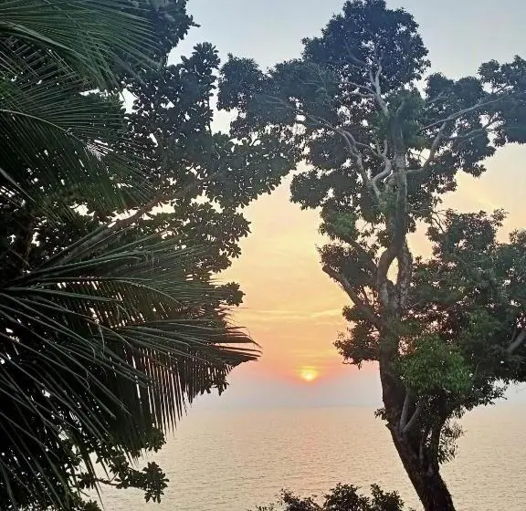 بانگلوی استاندارد با چشم‌انداز دریا, Cliff View Bungalows