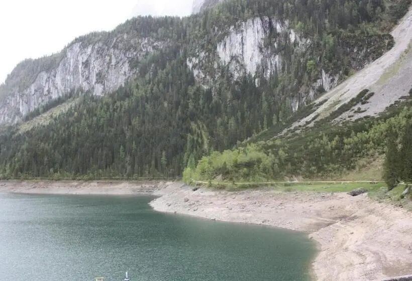 ファミリールーム, Gasthof Gosausee