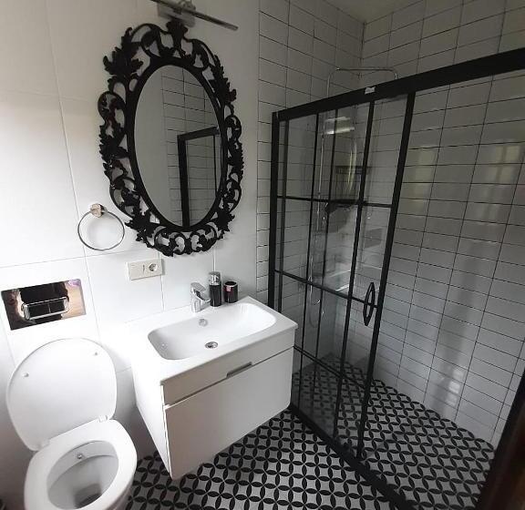 סוויטה עם נוף לנהר, Elmas Villa Suit