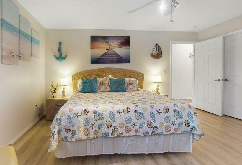 ２ベッドルームアパートメント, Captain S Cove #207