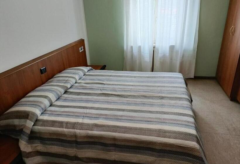 Номер Стандарт, La Maison