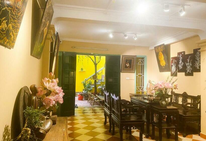 Standard Room with Balcony, Morri Homestay   Quán Thánh