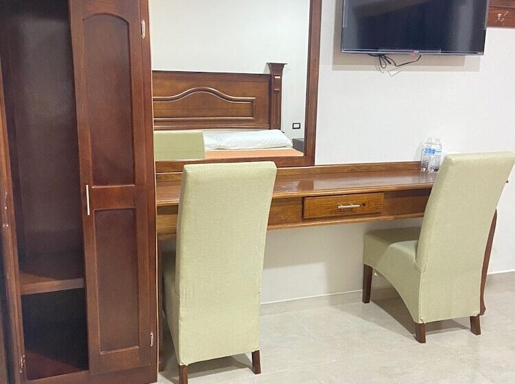 デラックスルーム, El Mirador