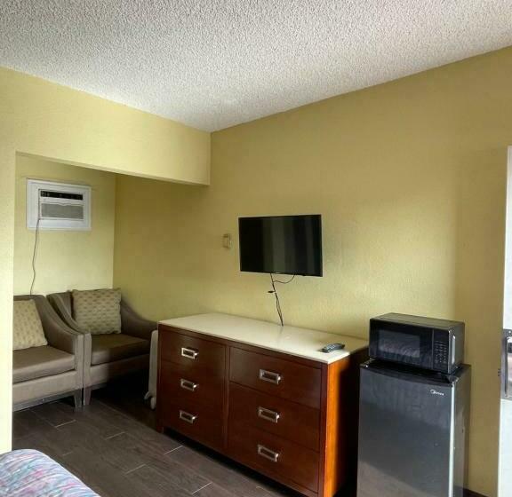 豪华房间, Rancho Motel   Ontario Airport