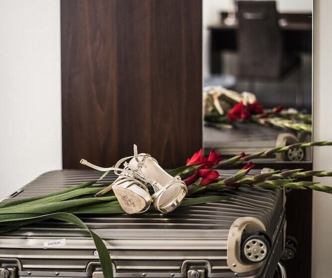 스탠다드 4인용 룸 공용 욕실, Castle House Inn