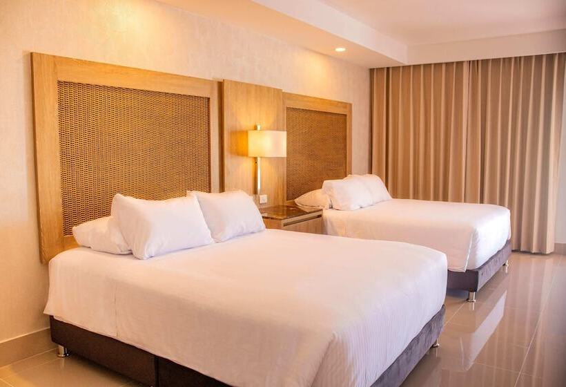 高级三人间, Campestre Las Camelias