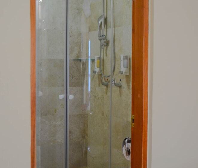 سوییت جونیور, Cancun International By Zeiva