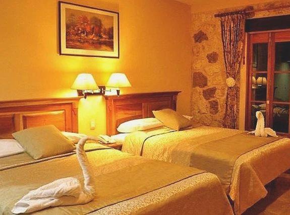 سوییت جونیور, Cancun International By Zeiva