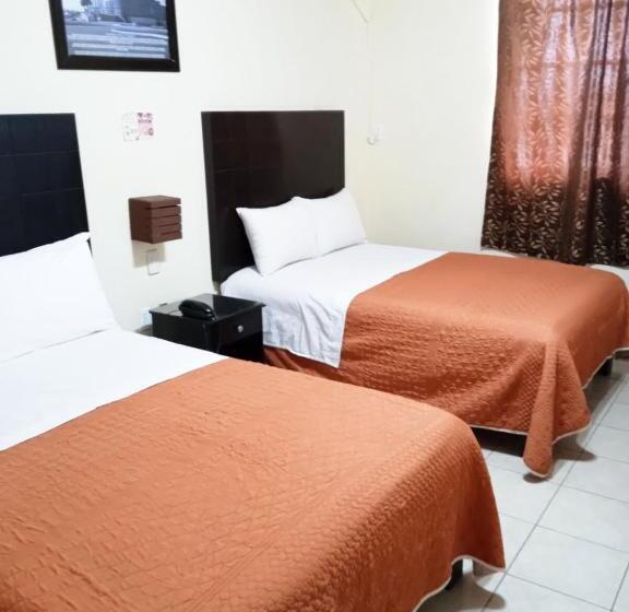 Номер Стандарт 2 Двуспальные Кровати, Maria Elena