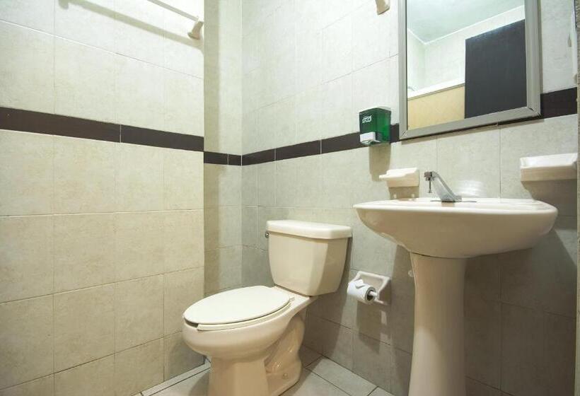 Семейный Номер, Maria Elena