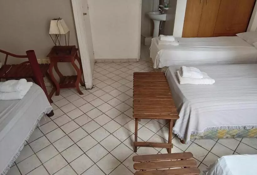 اتاق استاندارد چهار تخته, Nuevo Casablanca