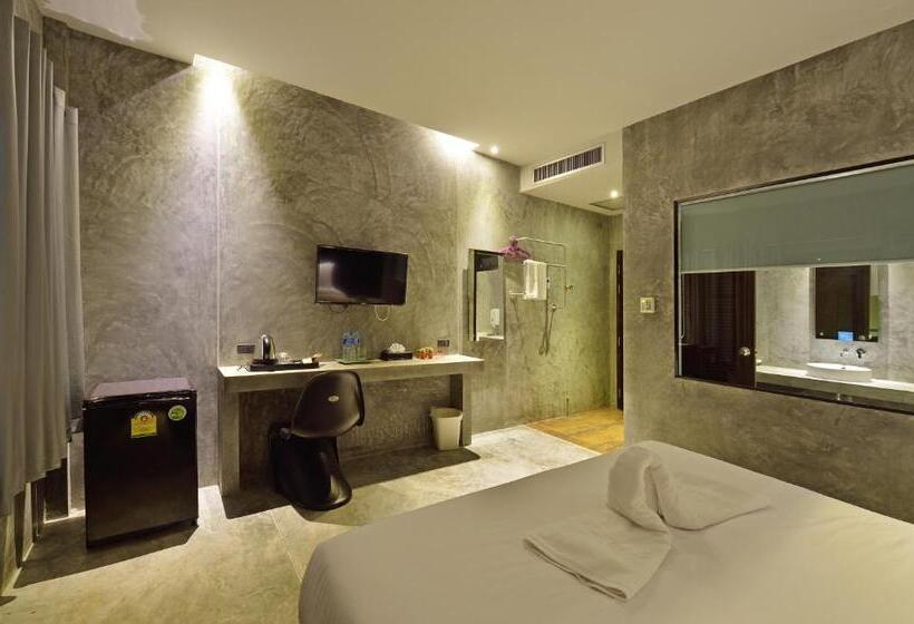 스탠다드 룸, The Oasis Resort