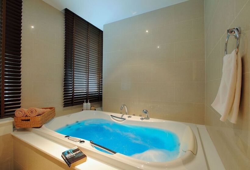 דירת 3 חדרים נוף לים, The Privilege Residence