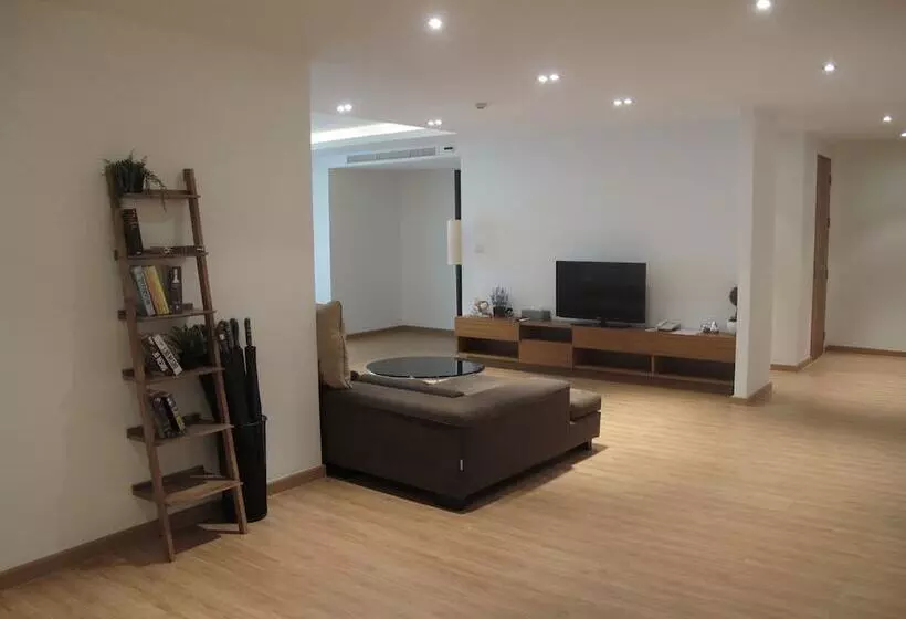 ５ベッドルームアパート, The Privilege Residence