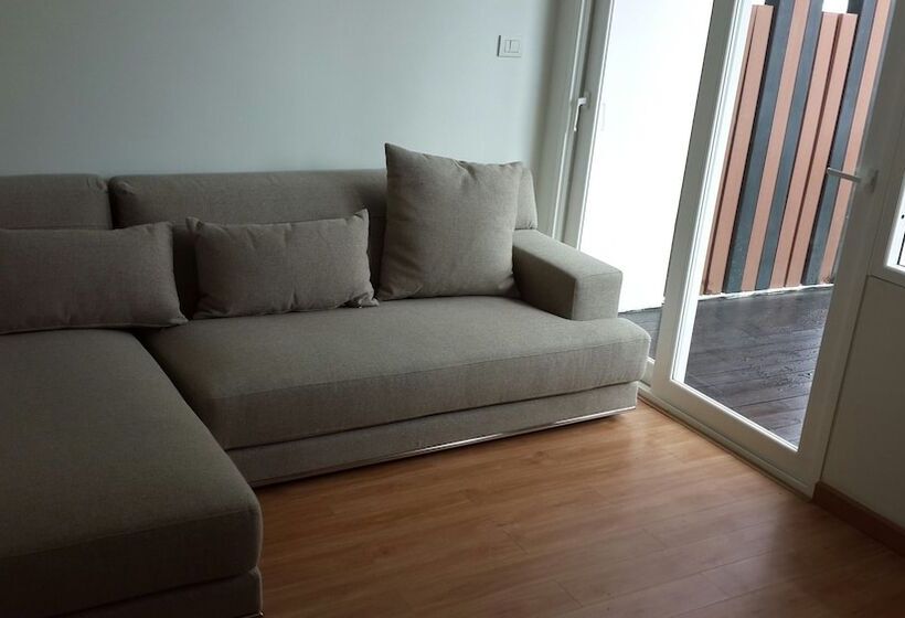 דירת דופלקס 2 חדרי שינה, The Privilege Residence