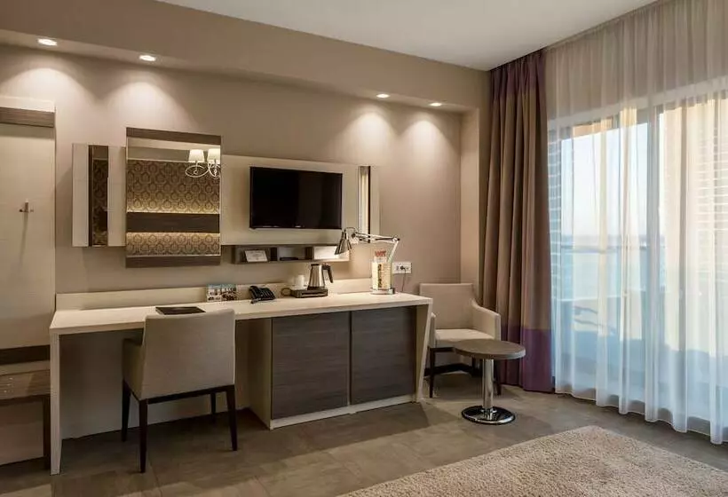 Superior room with lake view, New Splendid Hotel & Spa Adults Only