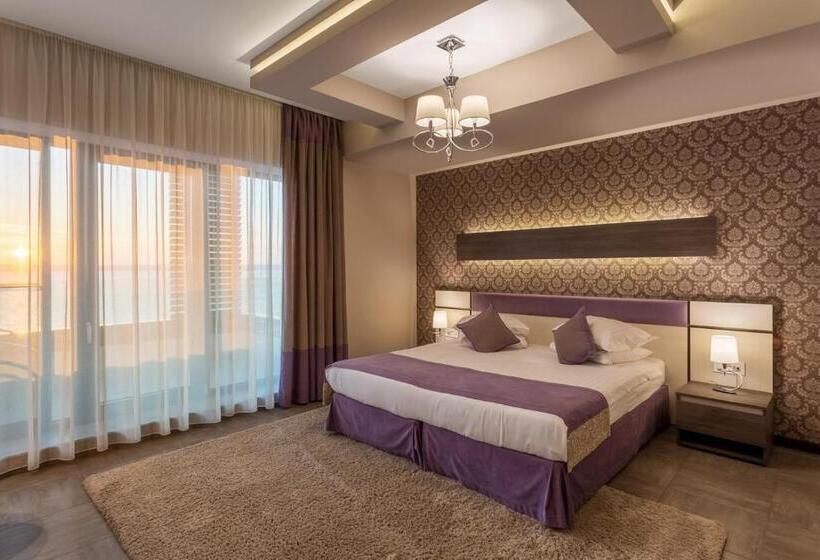 Superior room with lake view, New Splendid Hotel & Spa   Adults Only