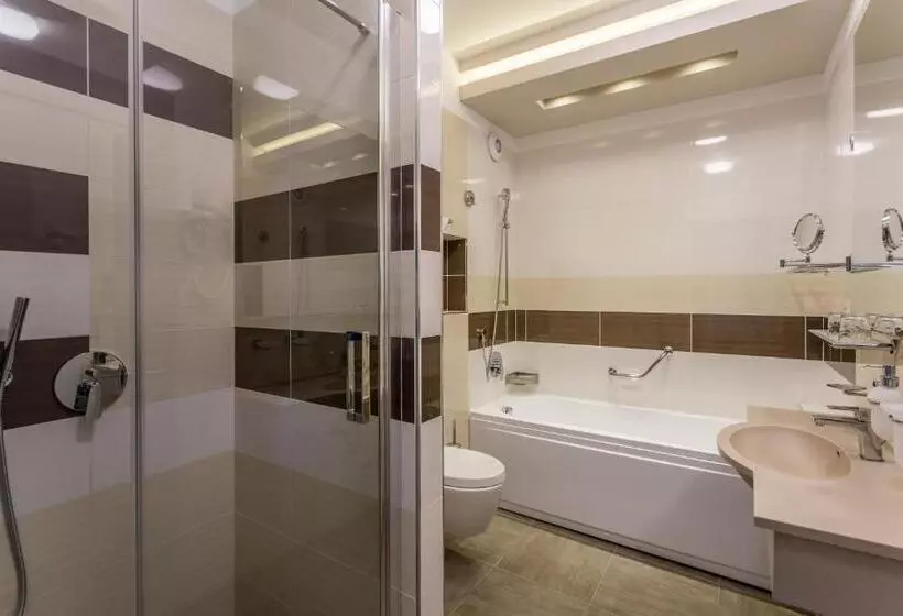 バルコニー付きスーペリアルーム, New Splendid Hotel & Spa Adults Only