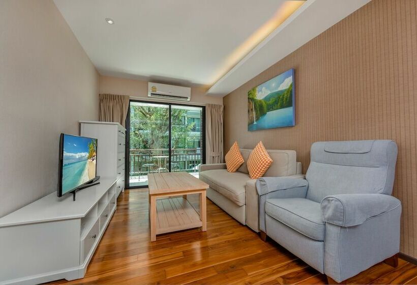 شقة ديلوكس غرفة واحدة, The Title Condo By Tropic Look