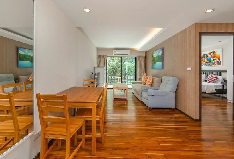 شقة ديلوكس غرفة واحدة, The Title Condo By Tropic Look