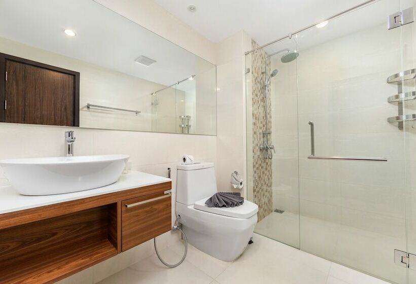 شقة ديلوكس غرفة واحدة, The Title Condo By Tropic Look