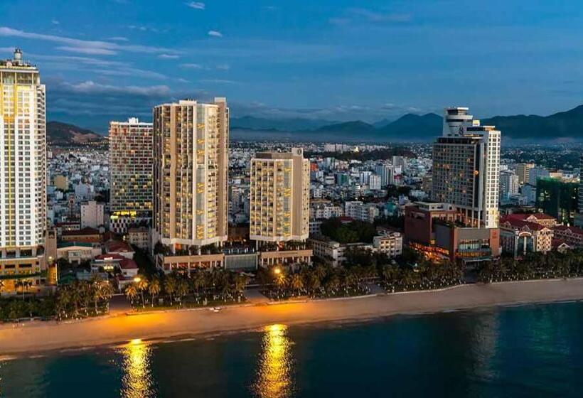 استودیوی استاندارد با چشمانداز دریا, Costa Apartments Central