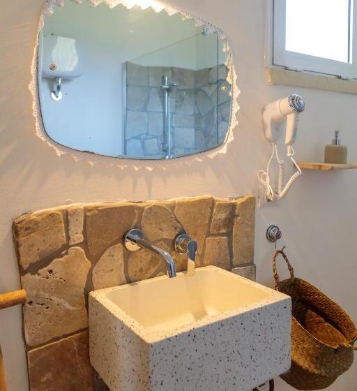 غرفة سوبيريور ثلاثية, B&b Dimora Castello