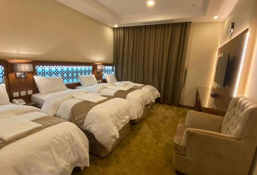 4인용 스탠다드 룸, فندق منار التوحيد 2